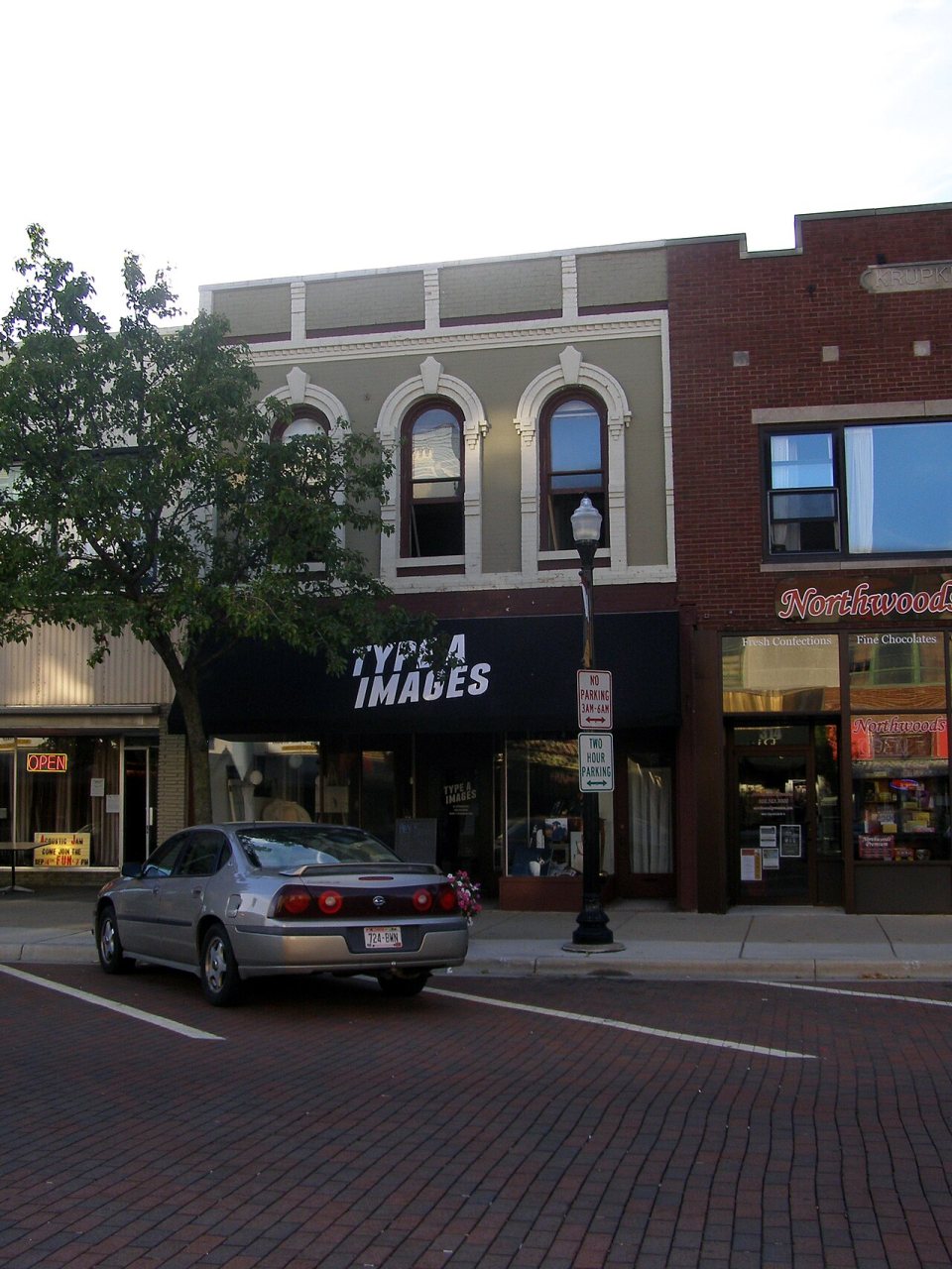 Moran's Saloon