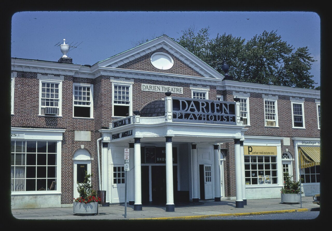 Darien Playhouse, Post Road