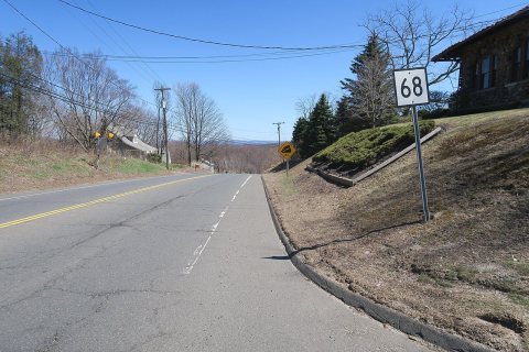CT Route 68 eastbound