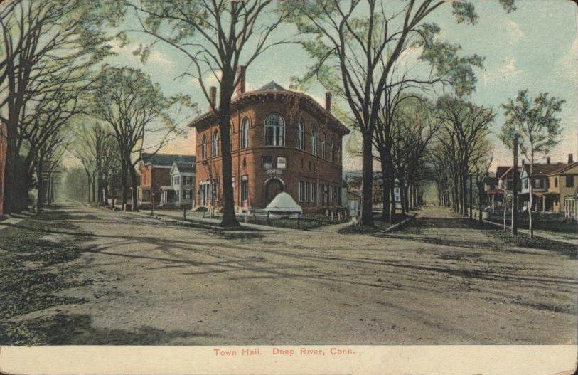 PostcardDeepRiverCTTownHallCirca1907