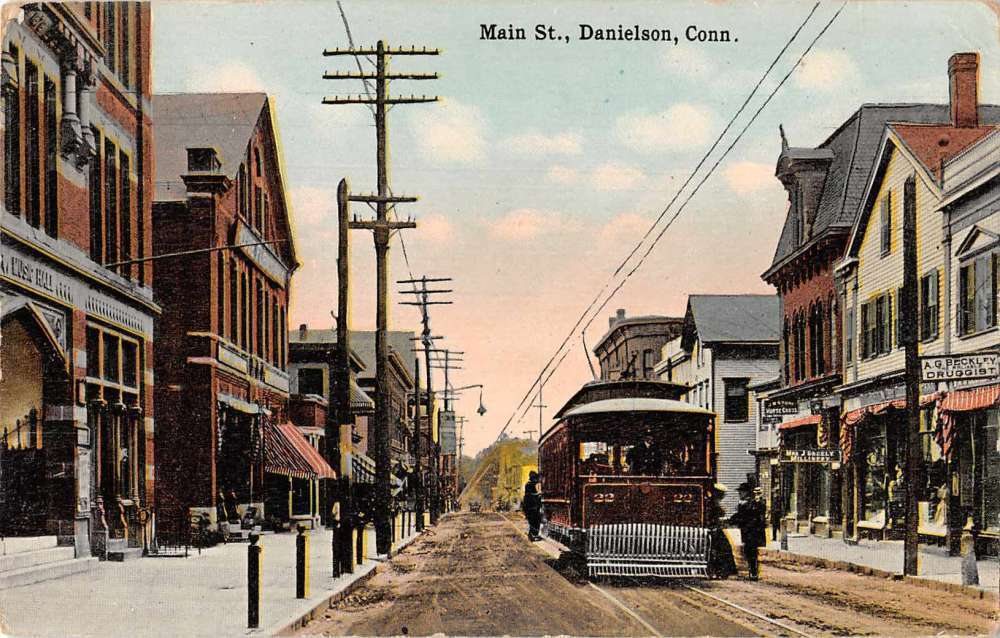 Streetcar on Main Street, Danielson - postcard (1)