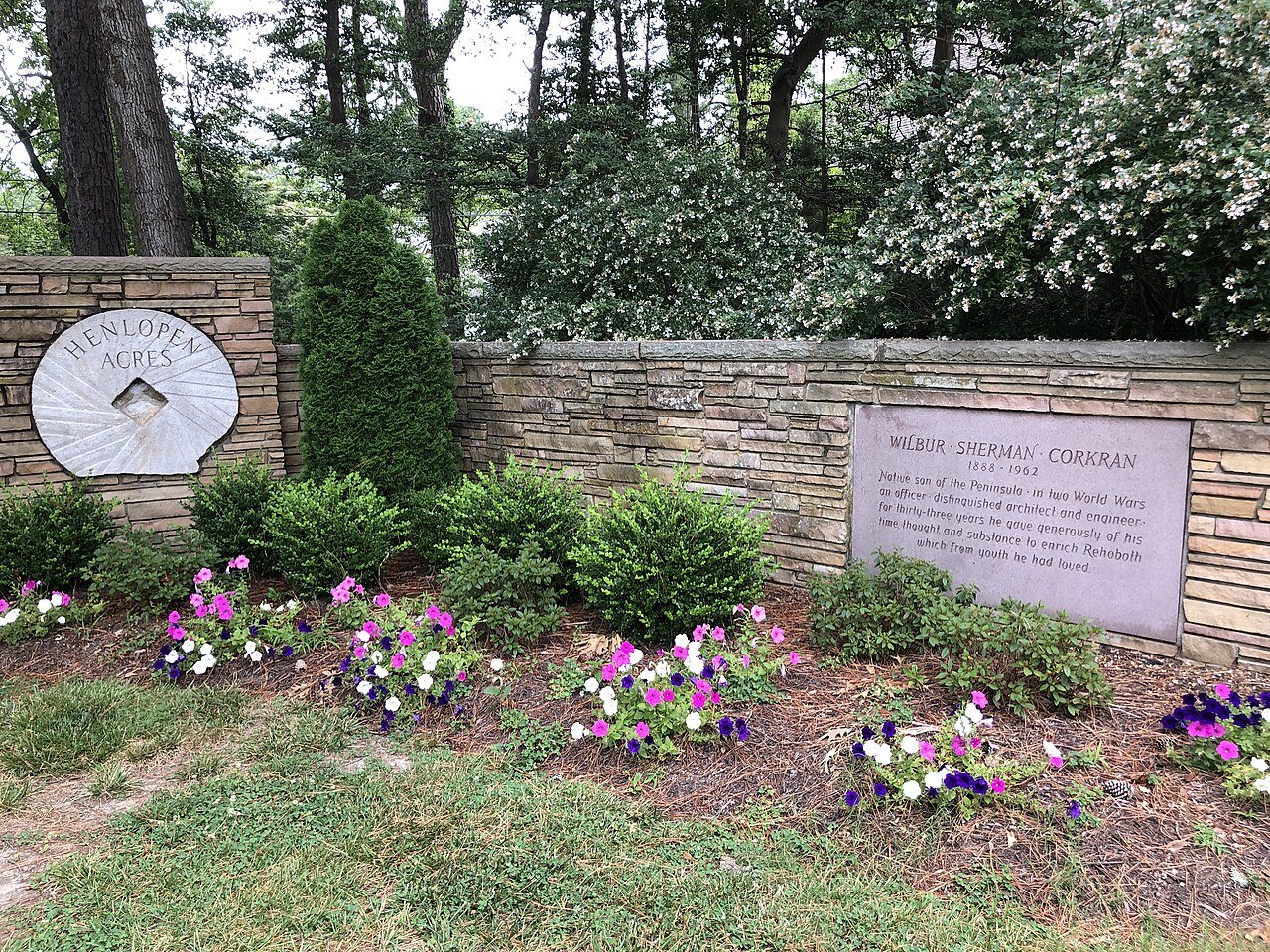 2022-07-15 10 34 18 Signs and plaque at the entrance to Henlopen Acres along Dodd's Lane in Sussex County, Delaware