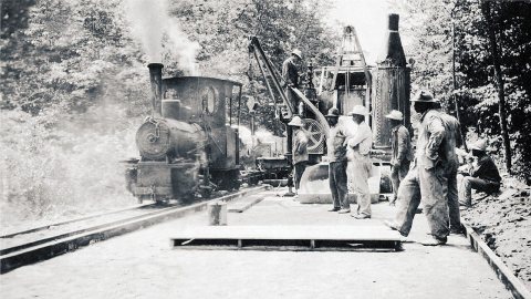 DuPont Highway road construction at Ellendale, Delaware, 1918 using a narrow gauge 20hp 0-4-0 well tank loco built by O…