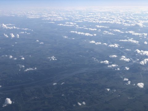 2022-09-11 16 48 30 Aerial view southward along the Mississippi River as it forms the border of Iowa and Illinois, cent…