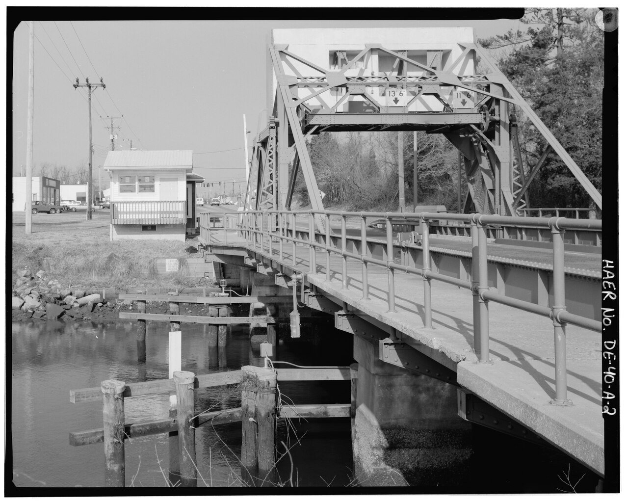 BUILDING IN CONTEXT, VIEW NORTH - Delaware State Bridge No. 21A, Operator's House, Spanning Mispillion River at Rehobot…