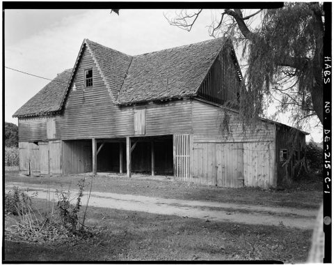 Greenlawn, Carriage Barn, Route 896 (North Broad Street), 0.6 mile north of Middletown