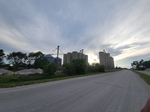 Berry Illinois skyline wide 2026-05-29