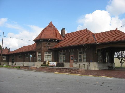 Locust and 13th, former ILC depot in