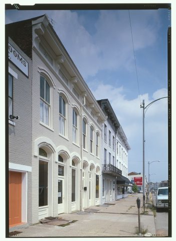300 Block Main Street (Commercial Buildings)