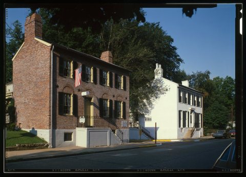 Robinson-Schofield House, 221 West Second Street