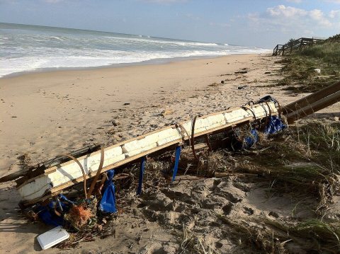 Styrofoam Boat 004