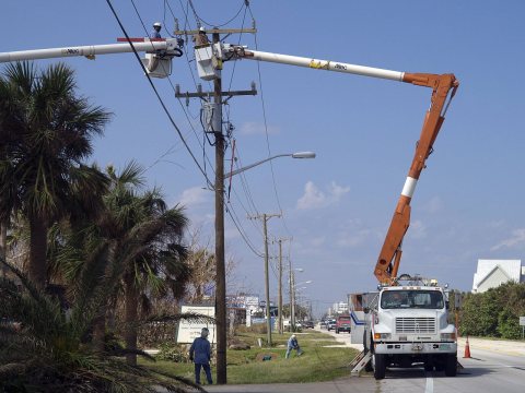 FEMA - 11444 - Photograph by Michael Rieger taken on 09-29-2004 in Florida
