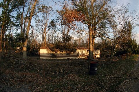 FEMA - 11186 - Photograph by Jocelyn Augustino taken on 09-23-2004 in Alabama