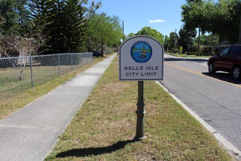 Belle Isle city limit, Nela Ave