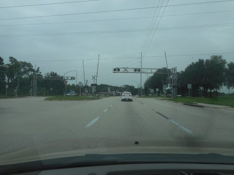 EB FL 540 @ Florida Midland RR Winter Haven Line @ US 17