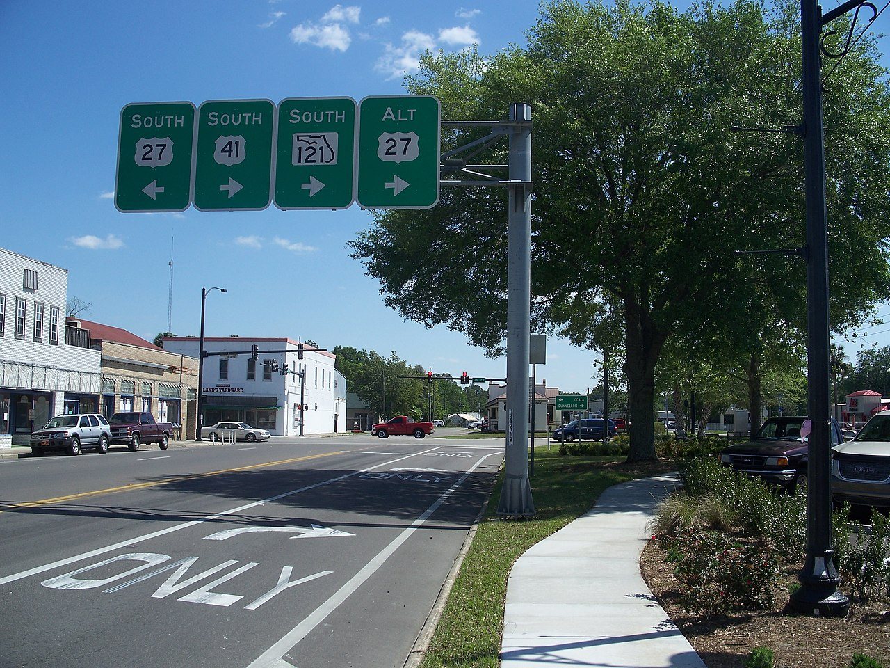 Williston intersection01