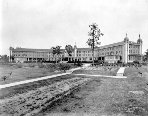Kenilworth Lodge