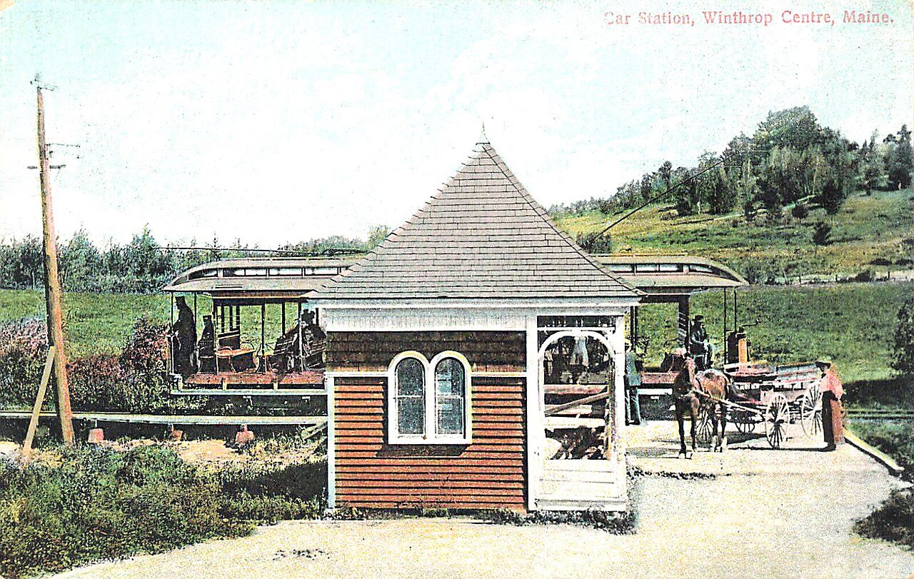 Winthrop Centre streetcar stop postcard