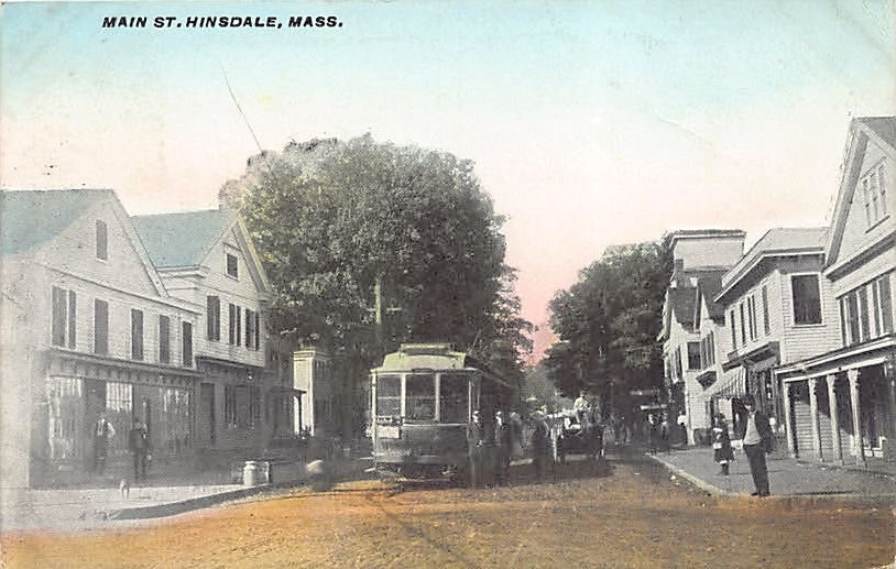 Streetcar on Main Street, Hinsdale - postcard