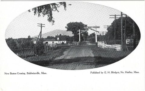 New Boston Crossing (Winchendon) postcard