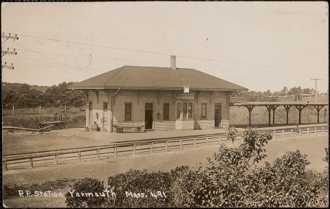 Yarmouth station 1908 postcard