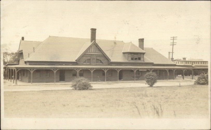 Middleborough station Velox postcard