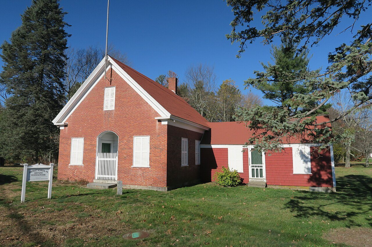 Sandy Pond School
