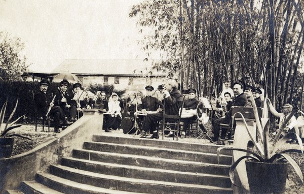 Koreshan band performing at Bamboo Landing in