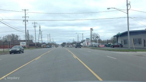 N Saginaw Rd in Mt Morris MI