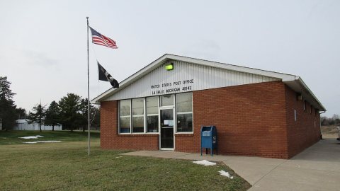 La Salle, MI post office
