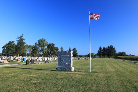 Memorial to War Deat Ogden-Zion Cemetery Blissfield Michigan