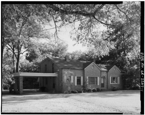 EAST SIDE AND NORTH FRONT - Lillian and Earl Carter House, Georgia Route 280 between Walters and Thomas Streets