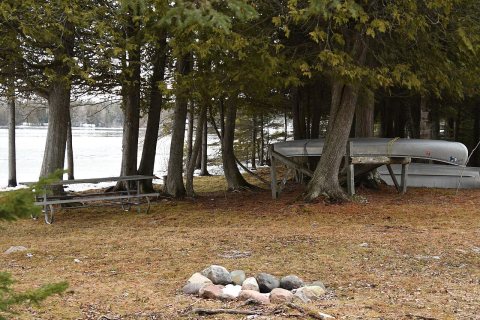 Awaiting spring on Drummond Island