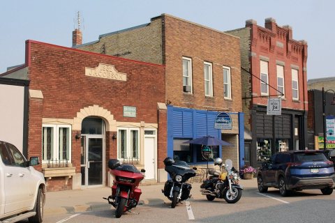 Commercial storefronts on Central Avenue