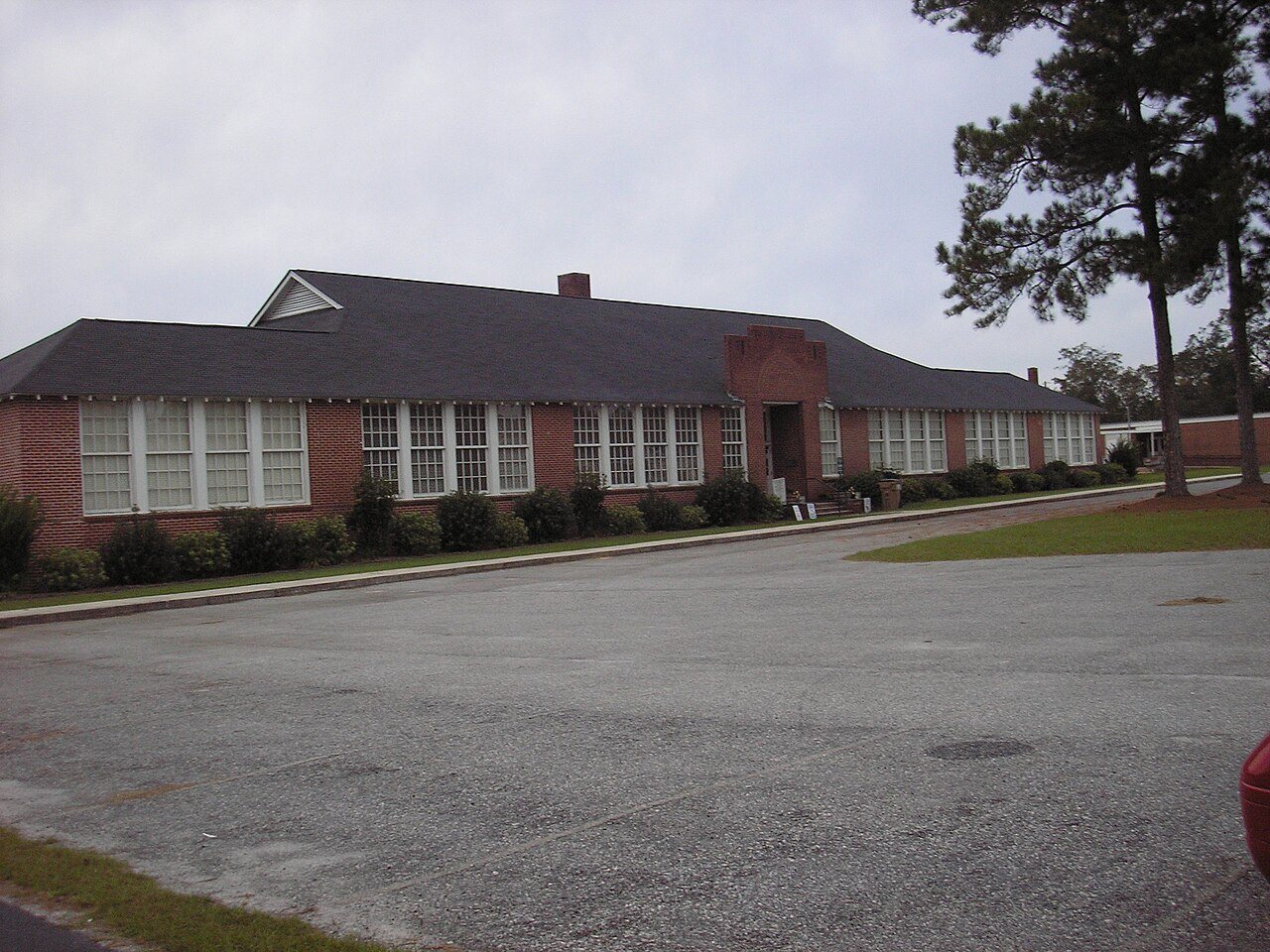 Sumner High School