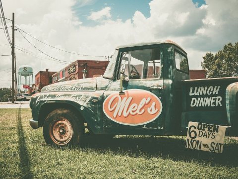 Mel's - Milner, Georgia - Flickr - Lee Edwin Coursey