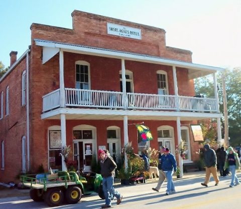 Susie Agnes Hotel
