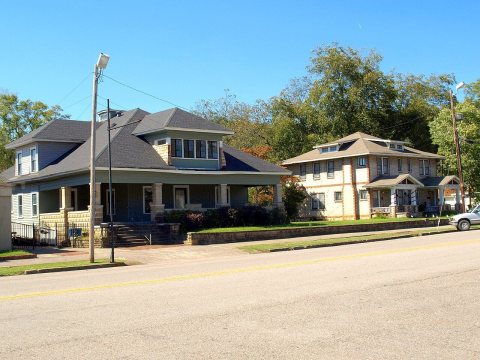 Houses on 5th Avenue Attalla Oct 2014