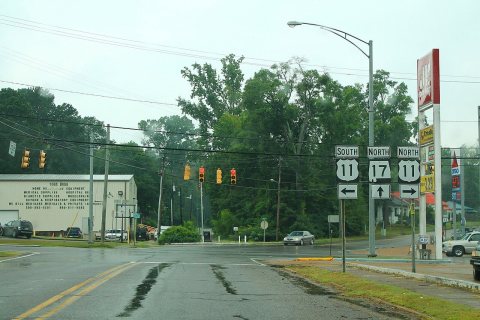 AL17nRoad-US11nsSigns-YorkAL
