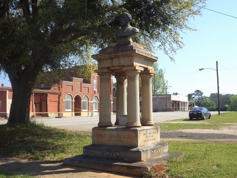 Boyd monument