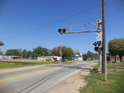 GA62 railroad crossing NB