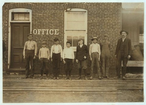 Group of Workers in Peerless Box Co