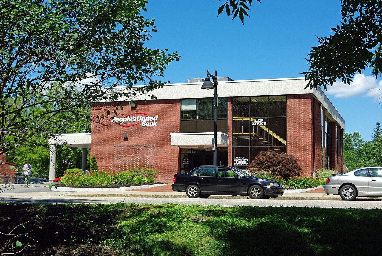 Peoples United Bank
