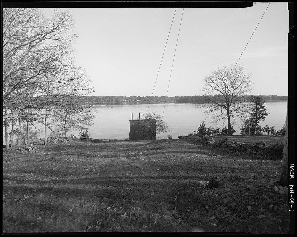 Little Bay Underwater Cable Terminal Houses Historic District, Under and adjacent to Little Bay between Newington and D…