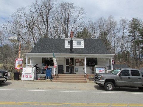 Lindys Country Store