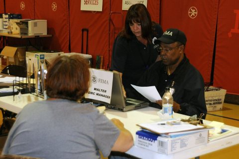 FEMA - 42167 - Disaster Recovery Center Manager with Applicant