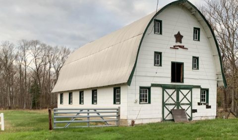 Barn in