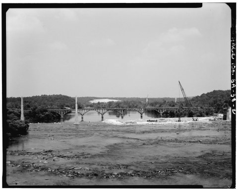 AERIAL OF OLD AND NEW BRIDGES LOOKING NORTH - Georgia-Carolina Memorial Bridge, State Highway 72