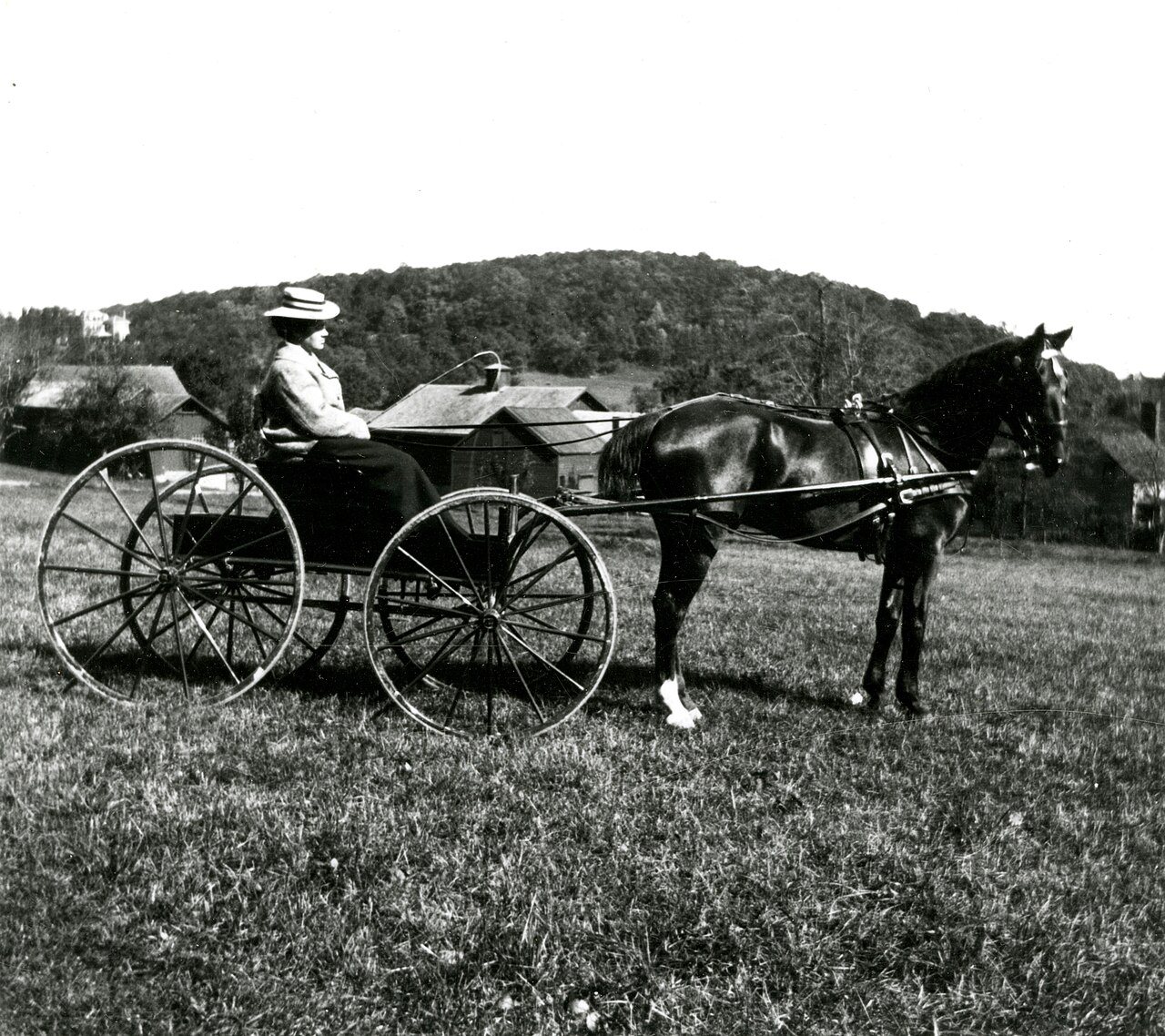 Caroline Foster in Runabout