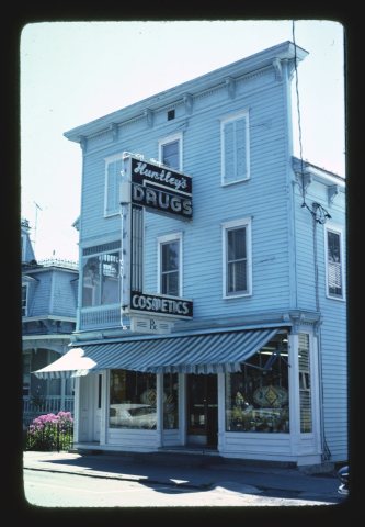 Huntley's Drugs